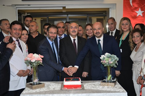 Vali Köşger Adana Şehir Hastanesi Tüp Bebek Merkezi Açılışı Ve 6.Kuruluş Yıl Dönümü Kutlama Programına Katıldı